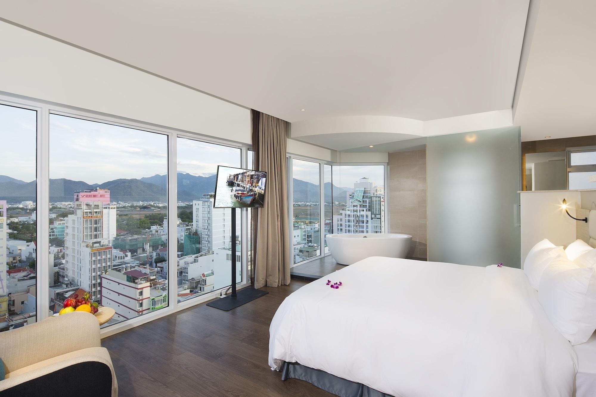 Liberty Central Nha Trang Hotel Экстерьер фото